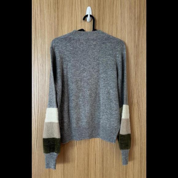 Cupcakes and Cashmere Drew Mock Neck Sweater - NWT - Picture 2 of 6